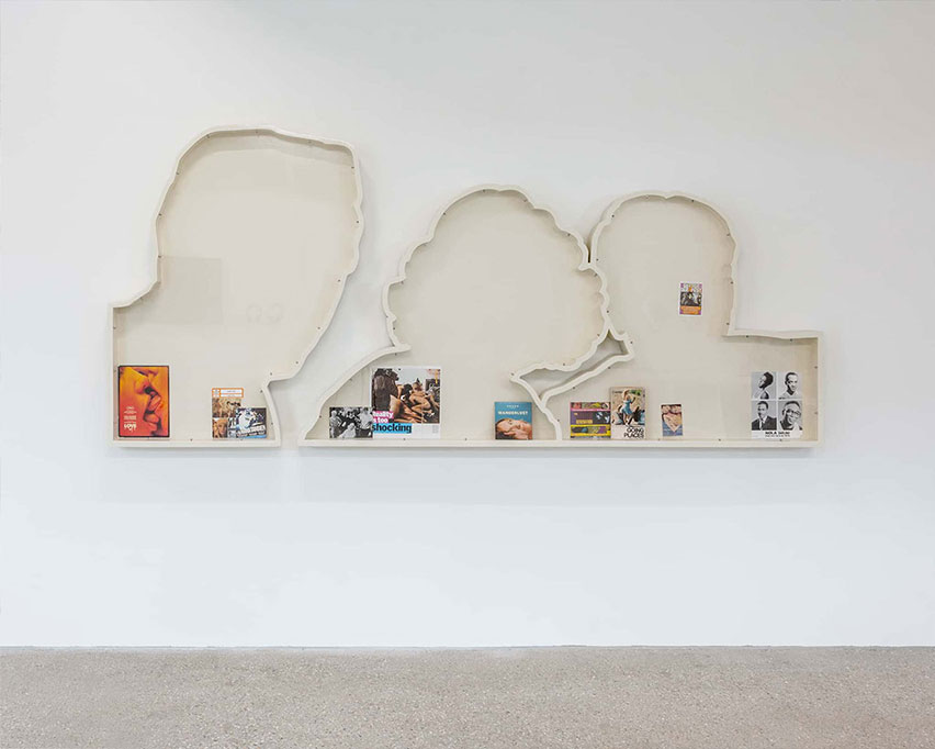 2. Vue d’exposition « Our Labor, Our Passion, Our Love »; Joan Pallé, Vitrine Design for living, 2022, bois, papier, peinture synthétique et Plexiglas, 300x150x8cm, CALM – Centre d’Art La Meute, Lausanne, Suisse, 2024 / Photo: Théo Dufloo / Courtoisie de l'artiste et CALM – Centre d’Art La Meute.