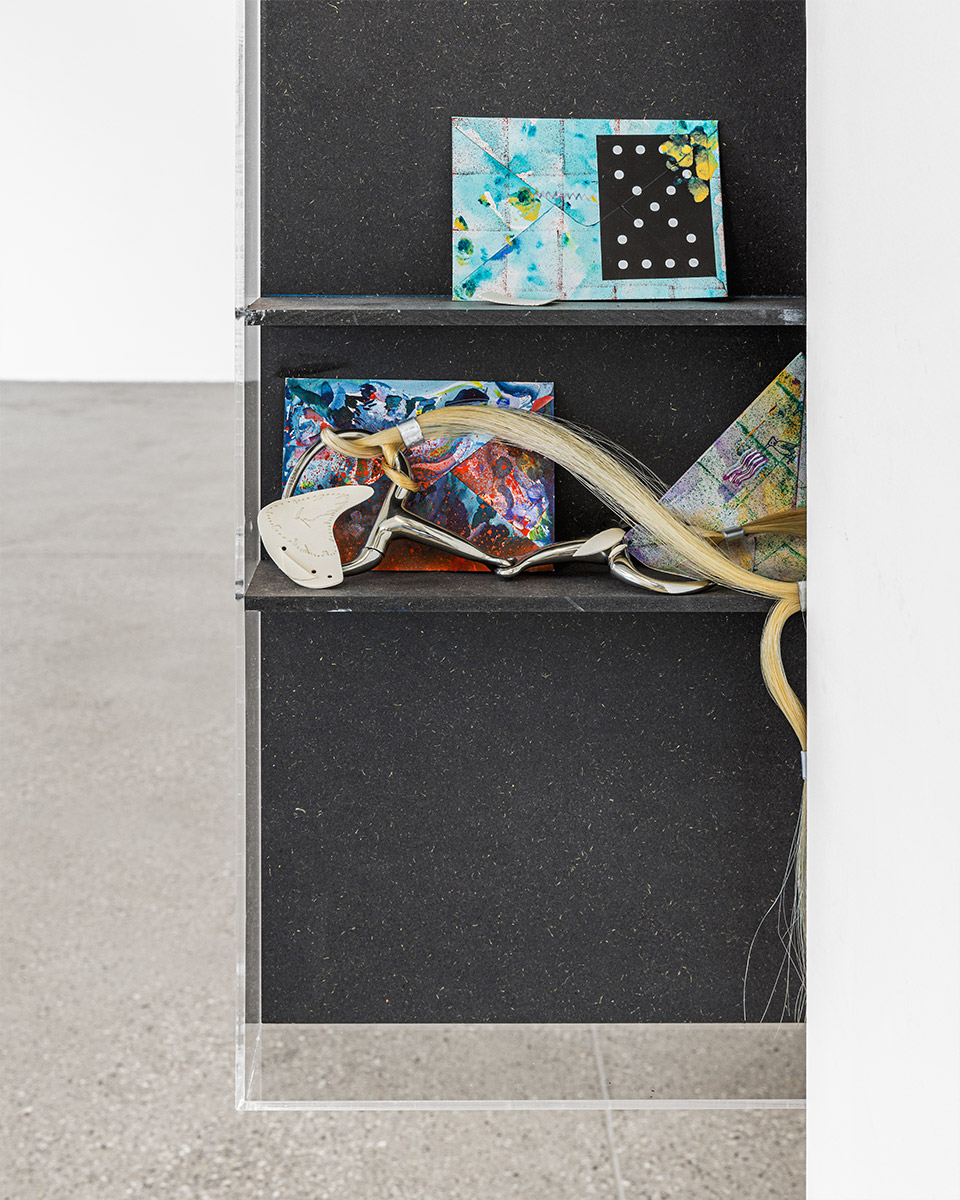 4. Vue d’exposition « Version Cue », Niels Trannois, CALM – Centre d’Art La Meute, Lausanne,
                        Suisse, 2025 / Photo: Théo Dufloo / Courtoisie de l’artiste.