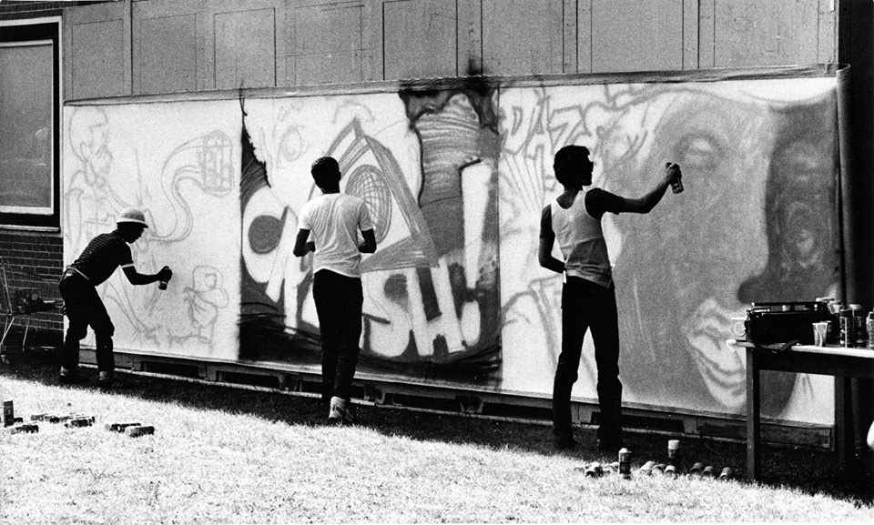  1. A-One, Crash and Daze painting at the opening of Art Basel,1984, Basel, Switzerland,
                        photo: Art Basel, courtesy: Speerstra Gallery.
              