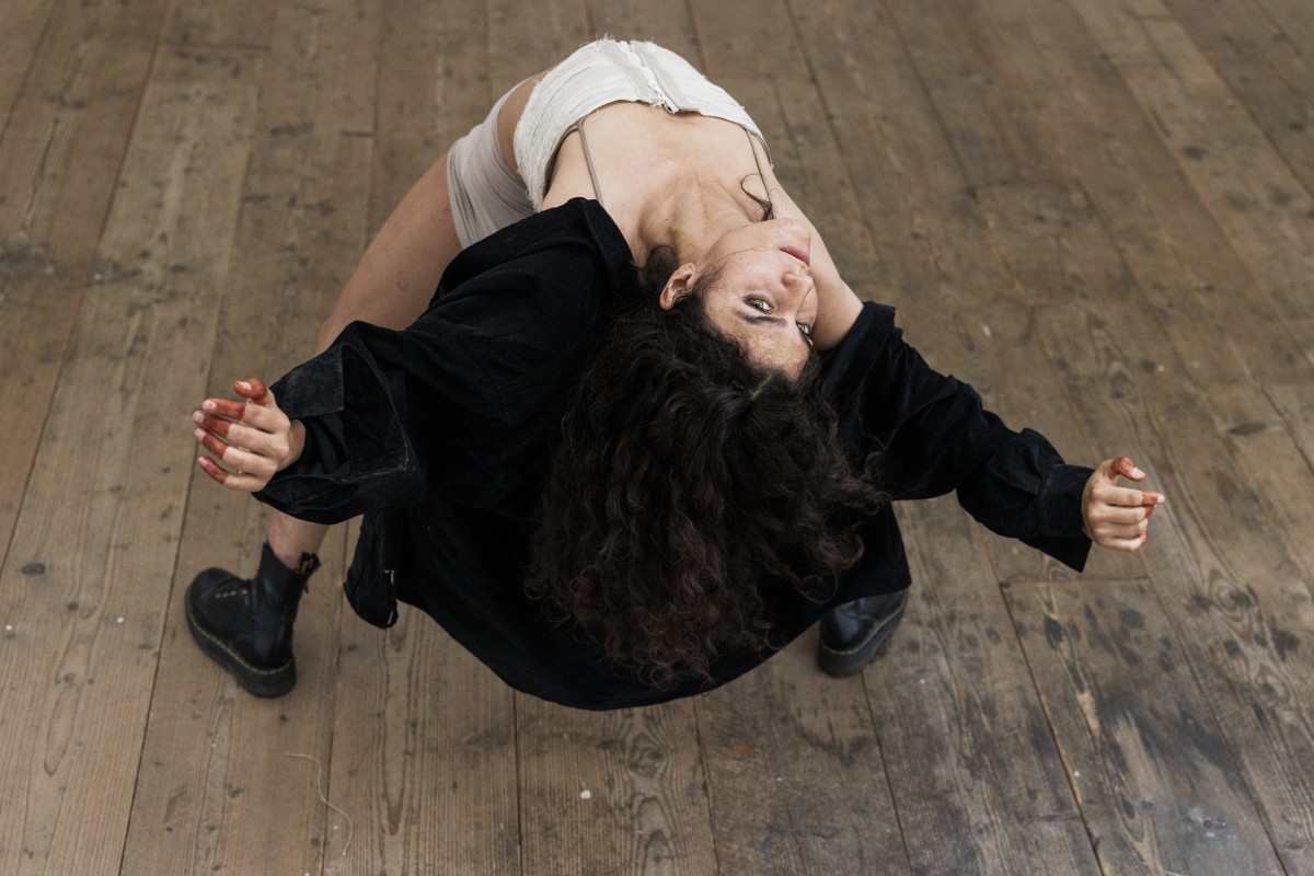 Léna Sophia Bagutti-Khennouf, <em>R.u.in.es - version XS</em>, 2025, photo : Sigfredo Haro.